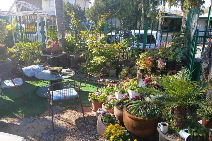 4 Bedroom Property for Sale in Hillcrest Western Cape